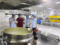 <b>我们运营更不敢</b>